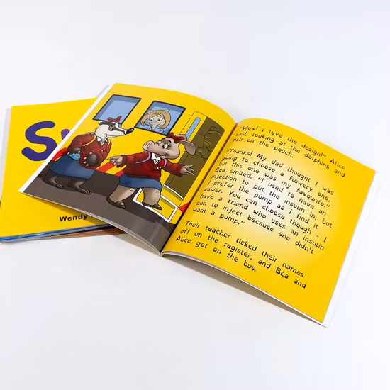 Книга для печати на бумаге в мягкой обложке/каталог музыкальных аксессуаров